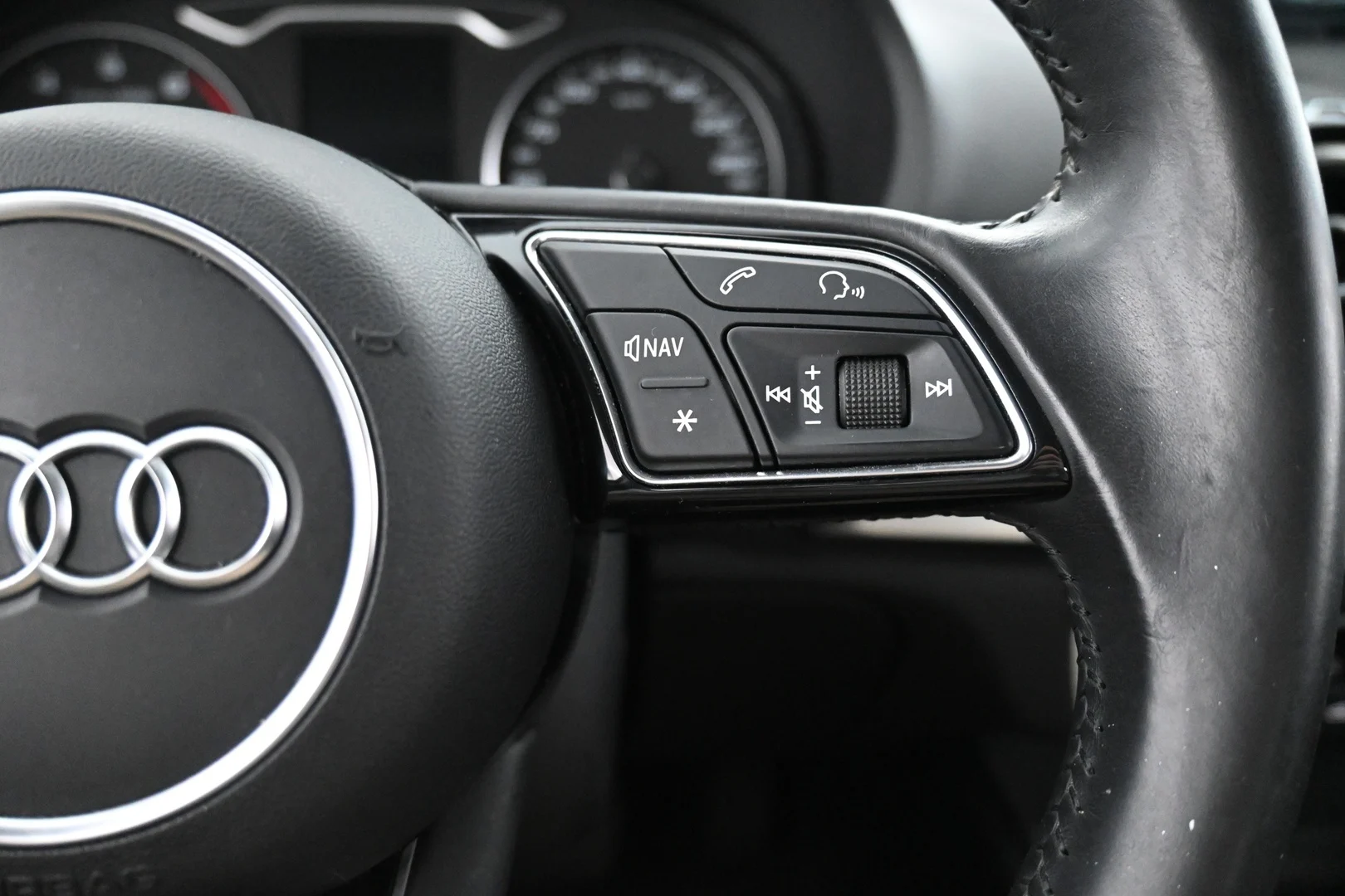 Car Image - 3f8H4Skjkqd7pJUcOkhssB