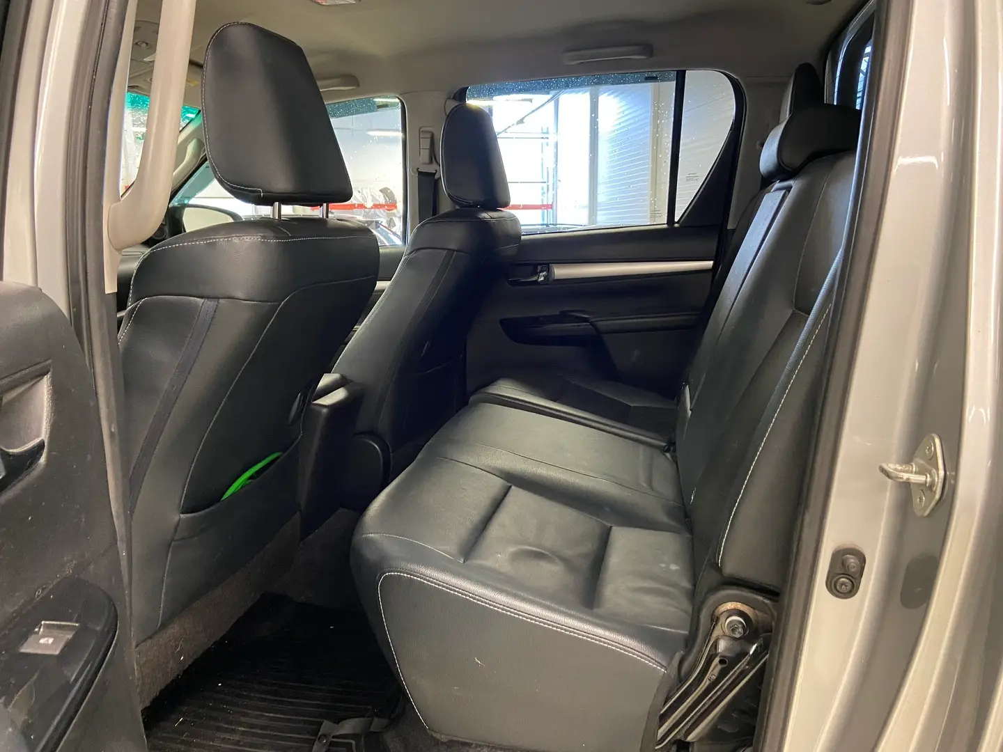 Car Image - 2YsvwrYkLGNlQr3BpXsPXk