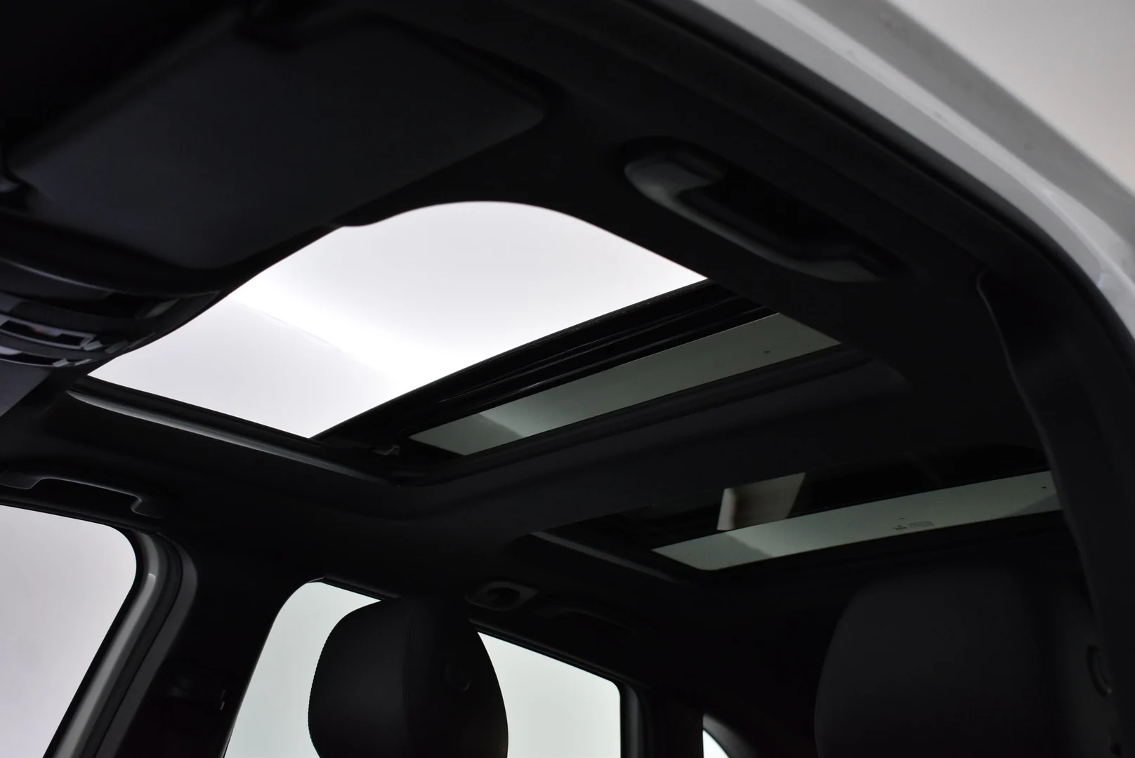 Car Image - 1ZuhAdMpUlPDXCpiq3JZMx