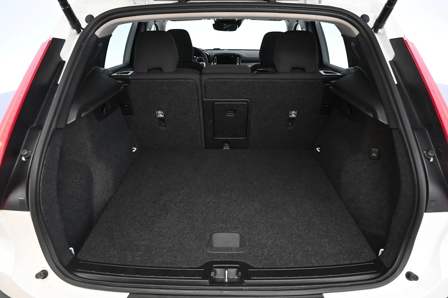 Car Image - 1QAk8GcuO3pWTl0LXqV3Wi