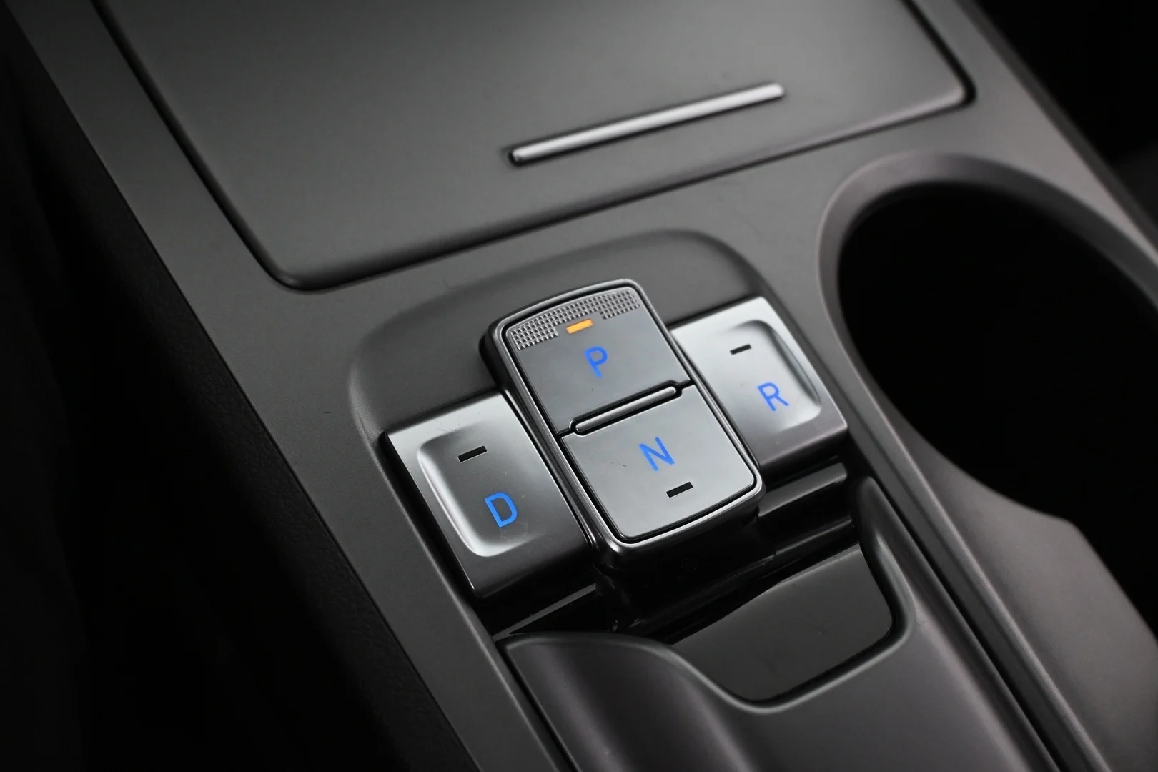 Car Image - 1R8oKVPrxMCGz6Inj4mRF5