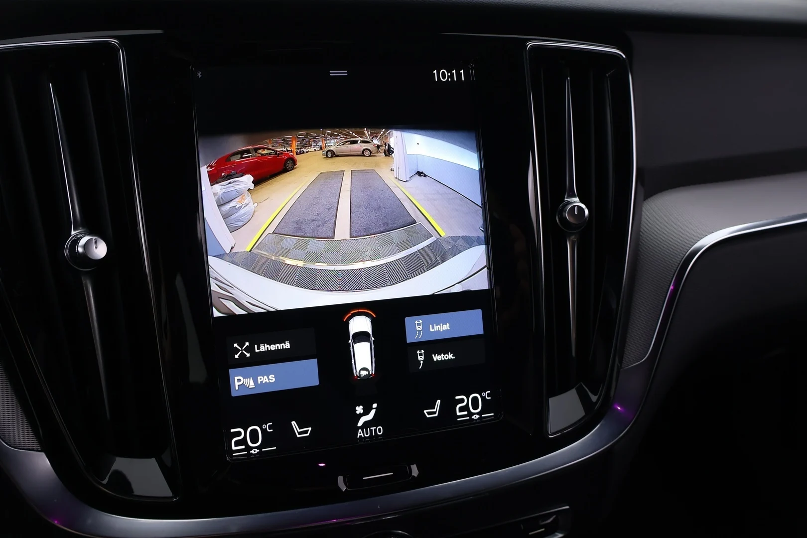 Car Image - 2MdhOvLNvFVDzzhQeGgpZC