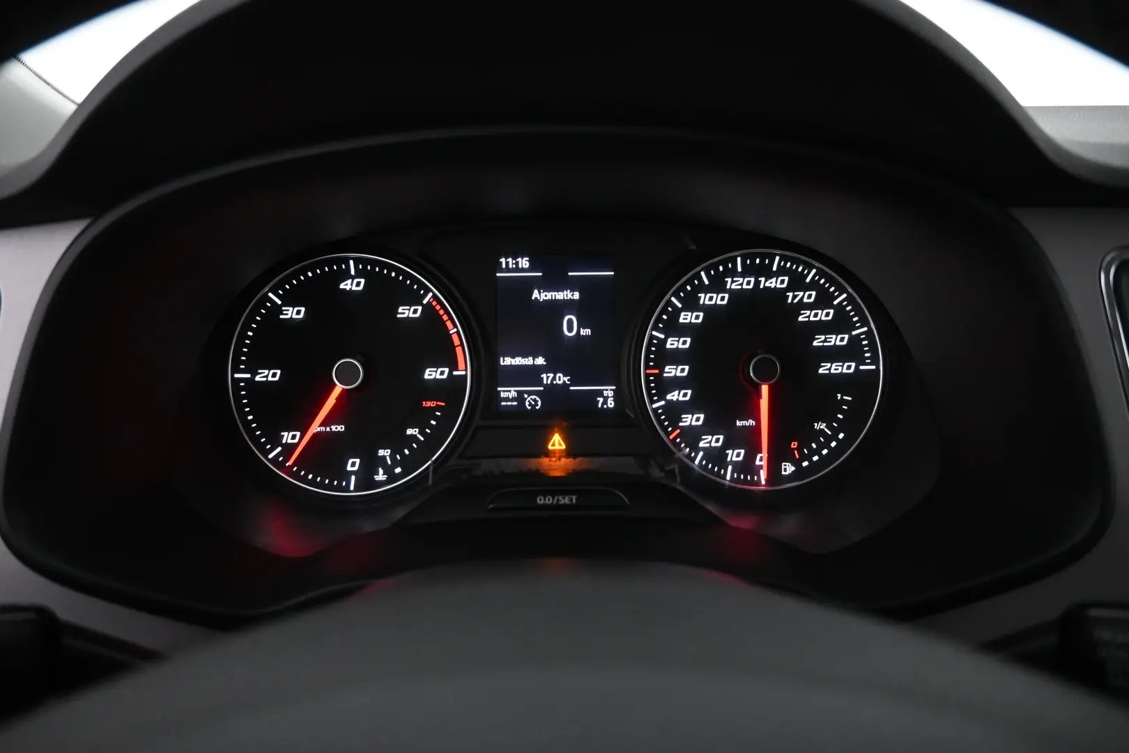 Car Image - 3LmXBJKVWY0RMYwIldJ1TZ
