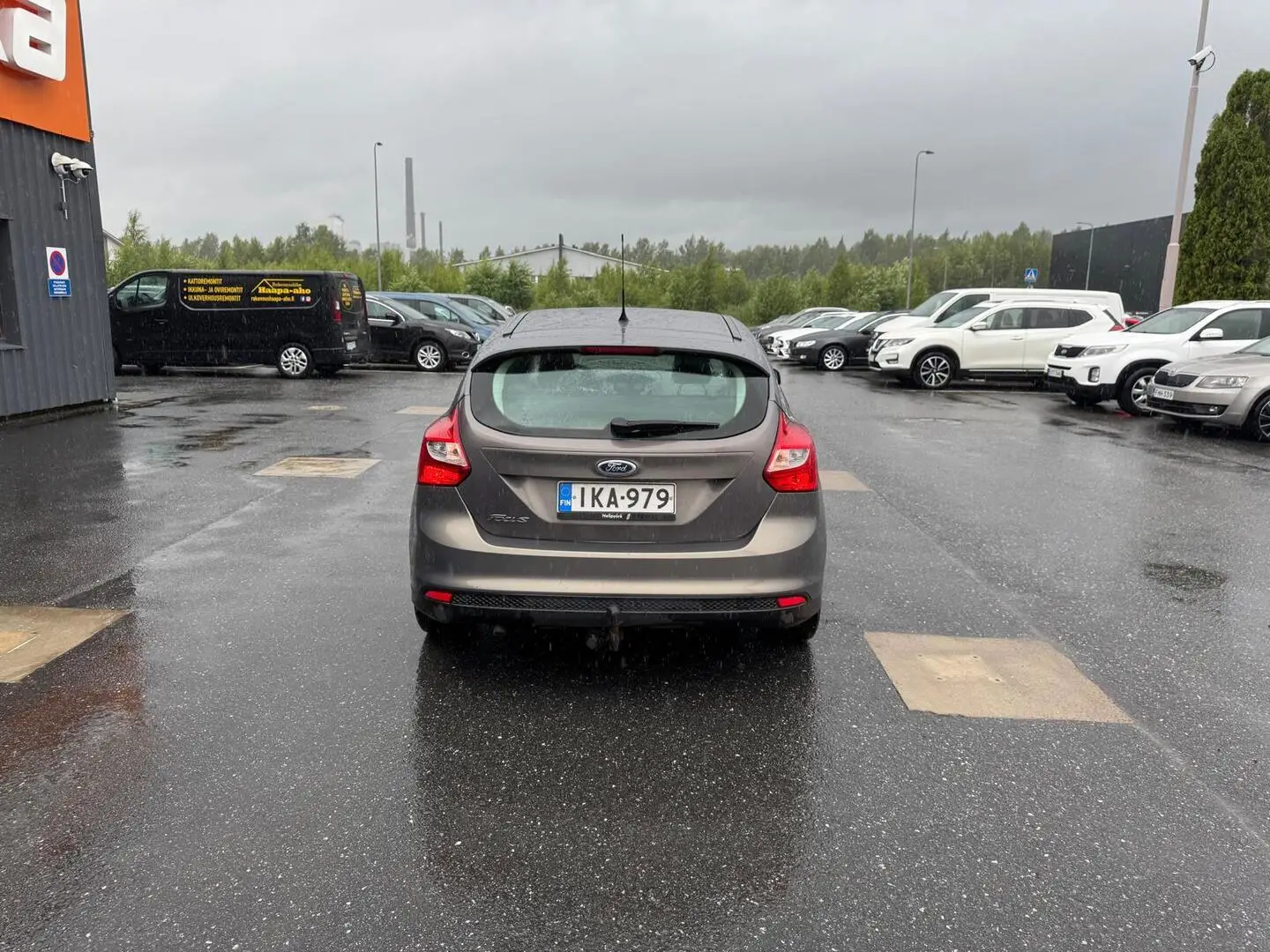 Car Image - 29y1OM9LIzCbtBbpTRh11I