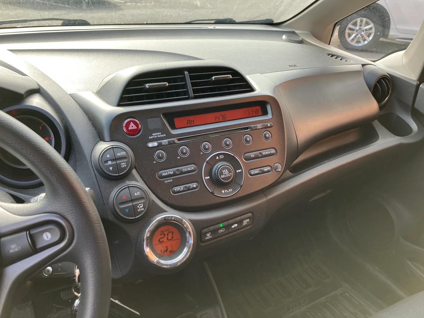 Car Image - pF1VNb2RnfnF28zl0RGkj