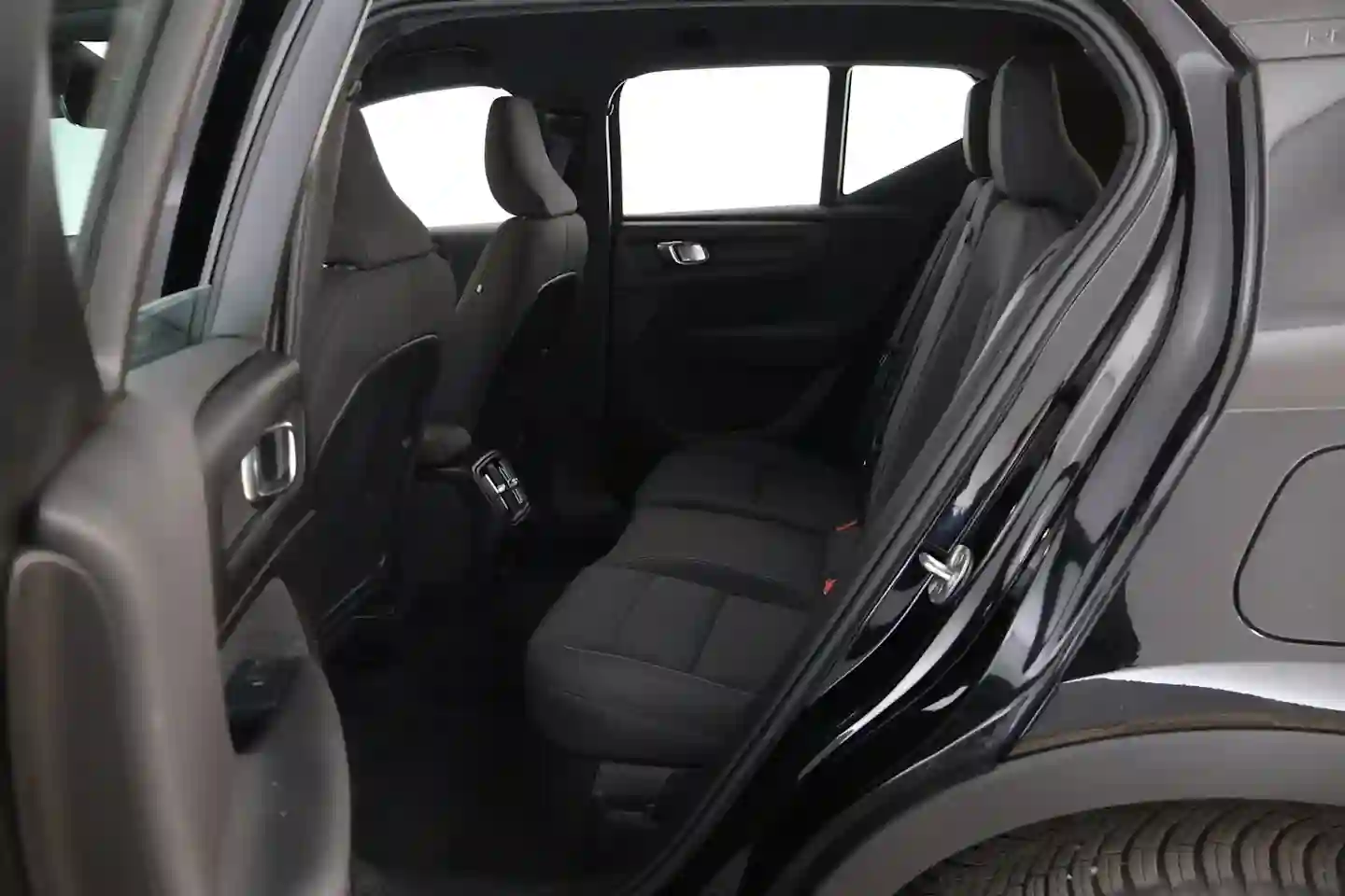 Car Image - 1Jl4fTrmf6NI4ivD1R4hx3