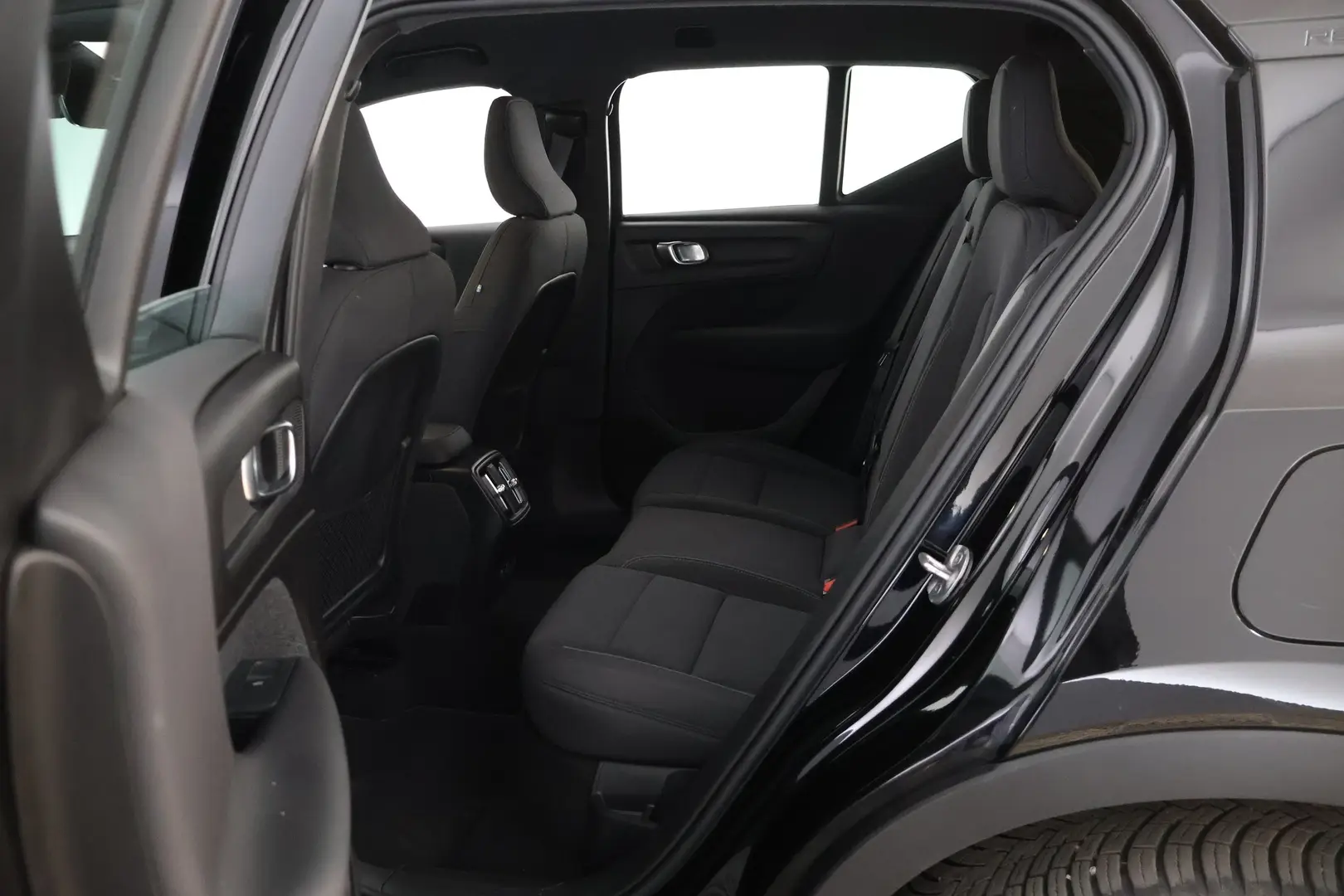 Car Image - 1Jl4fTrmf6NI4ivD1R4hx3