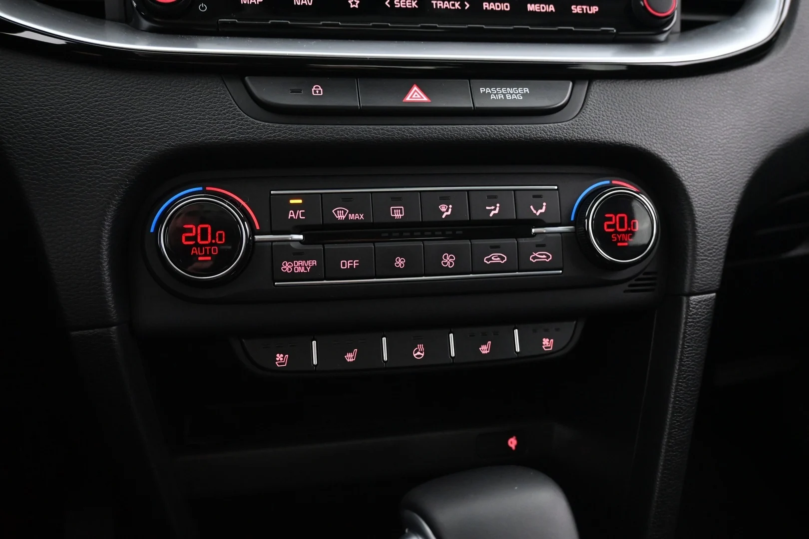 Car Image - 3I2IRytBHn58XcGoo3ipsD