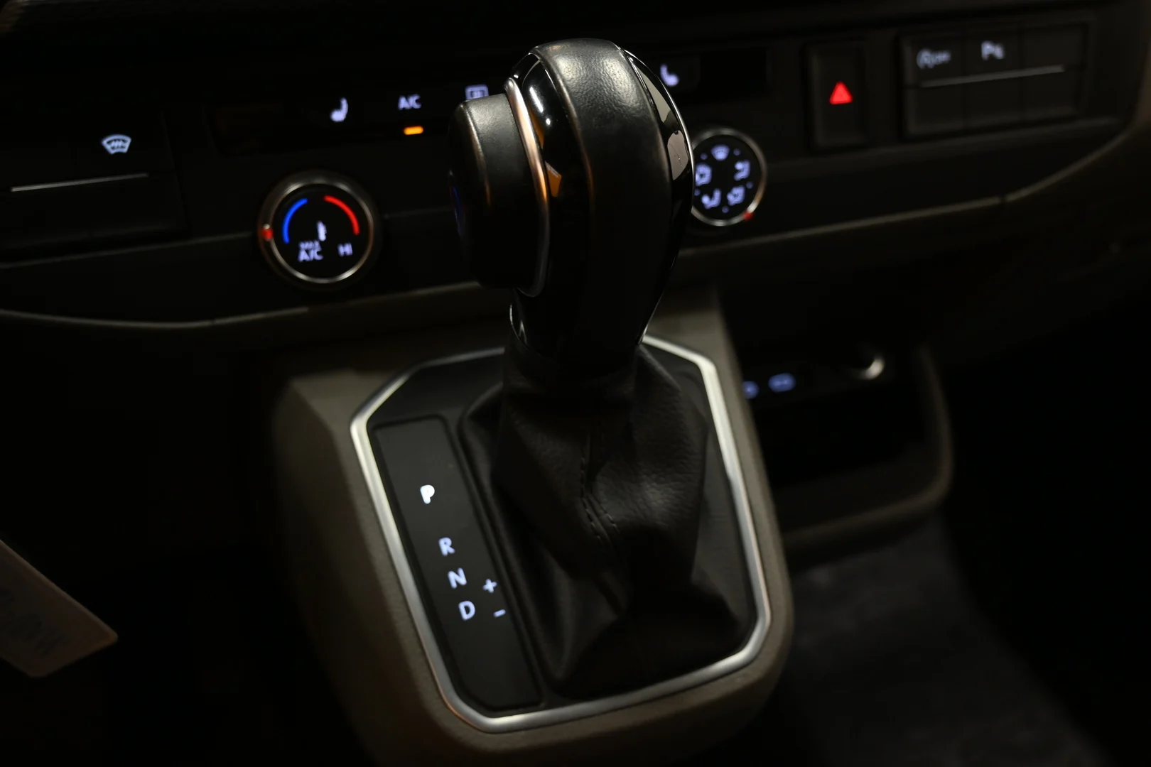 Car Image - 6BdEKMTJk3OC7sIql0g9St