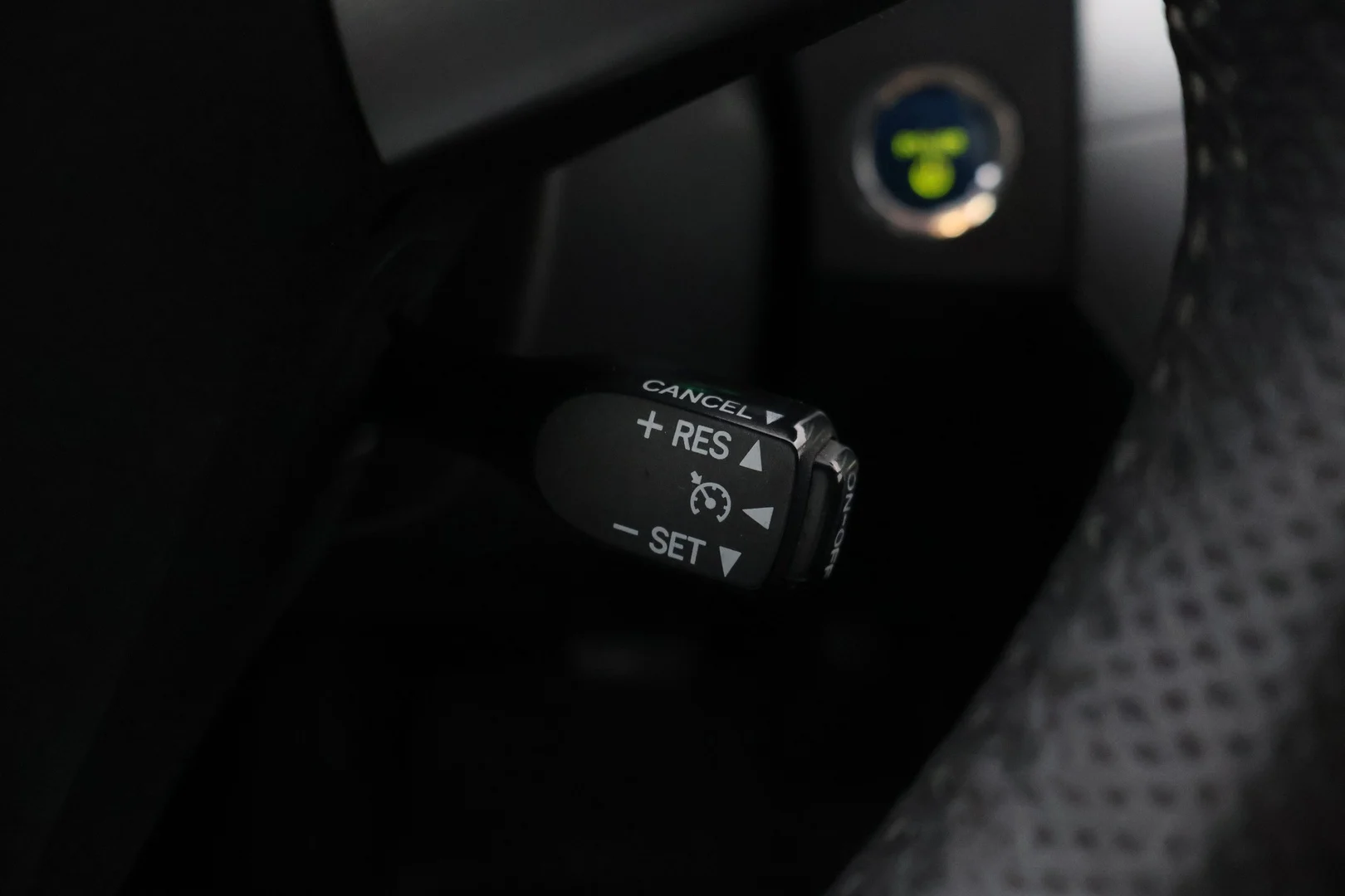 Car Image - 4FoWHOVNPzbVzlQIWo1dHO