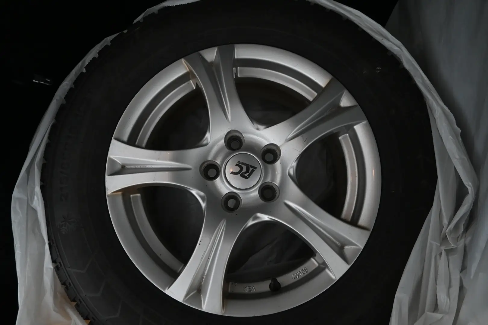 Car Image - 6mwKTVRsttH5mMcJWHqBKf