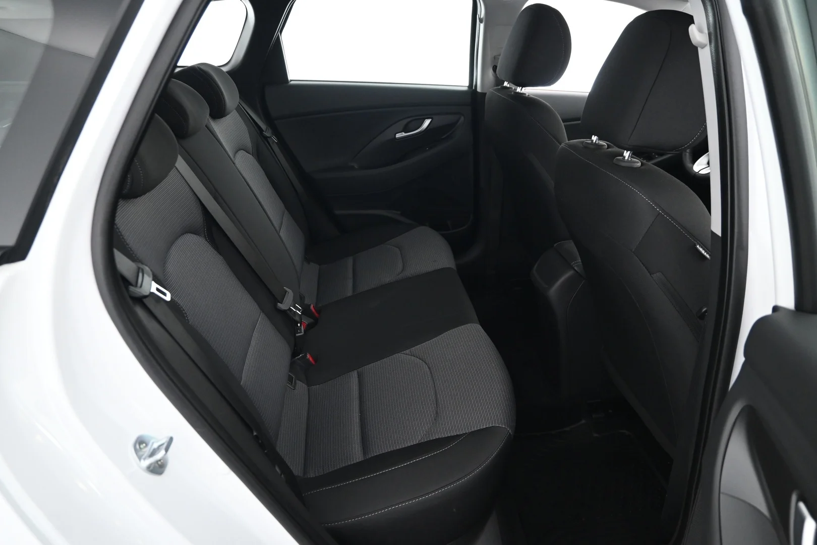 Car Image - 7e8wiUeOeohBhJ3IYyITE