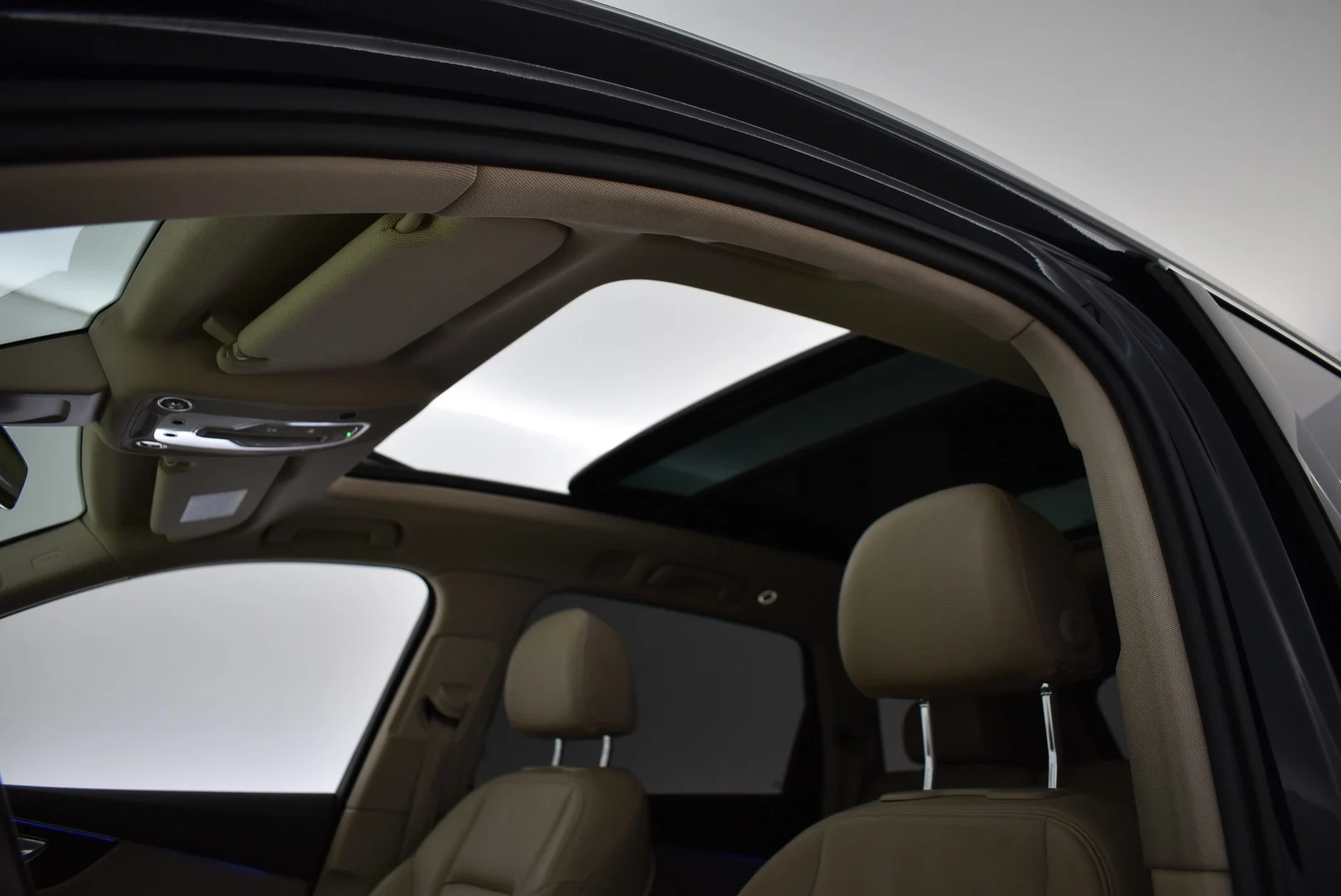 Car Image - 5I8GoADA6Mkjf5BCD6We8O