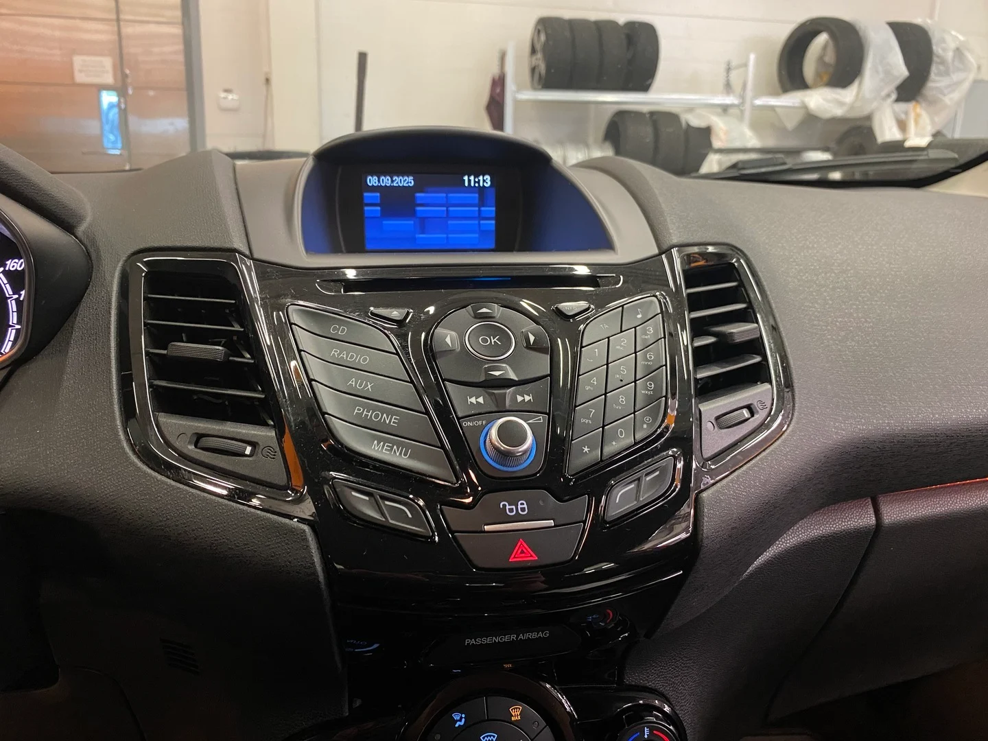 Car Image - 2nMXqox276pg7aqy9zJyCo