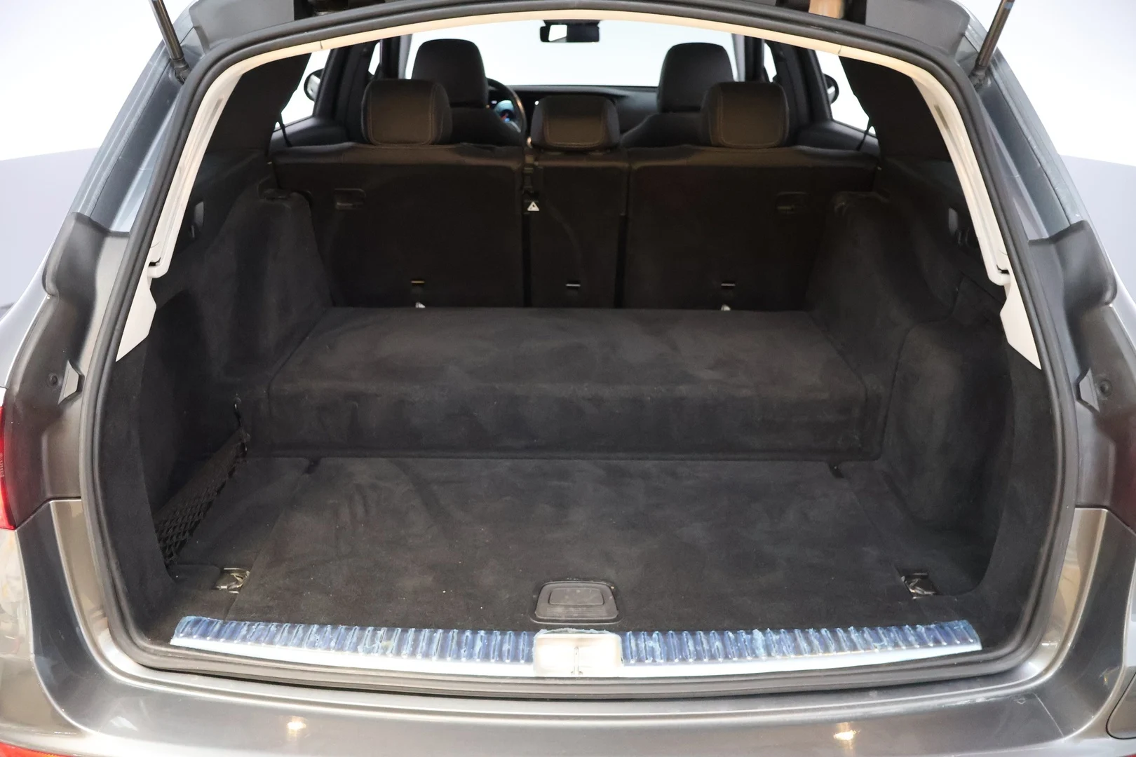 Car Image - 4SA7YsfF8f6We8WAcEsILE