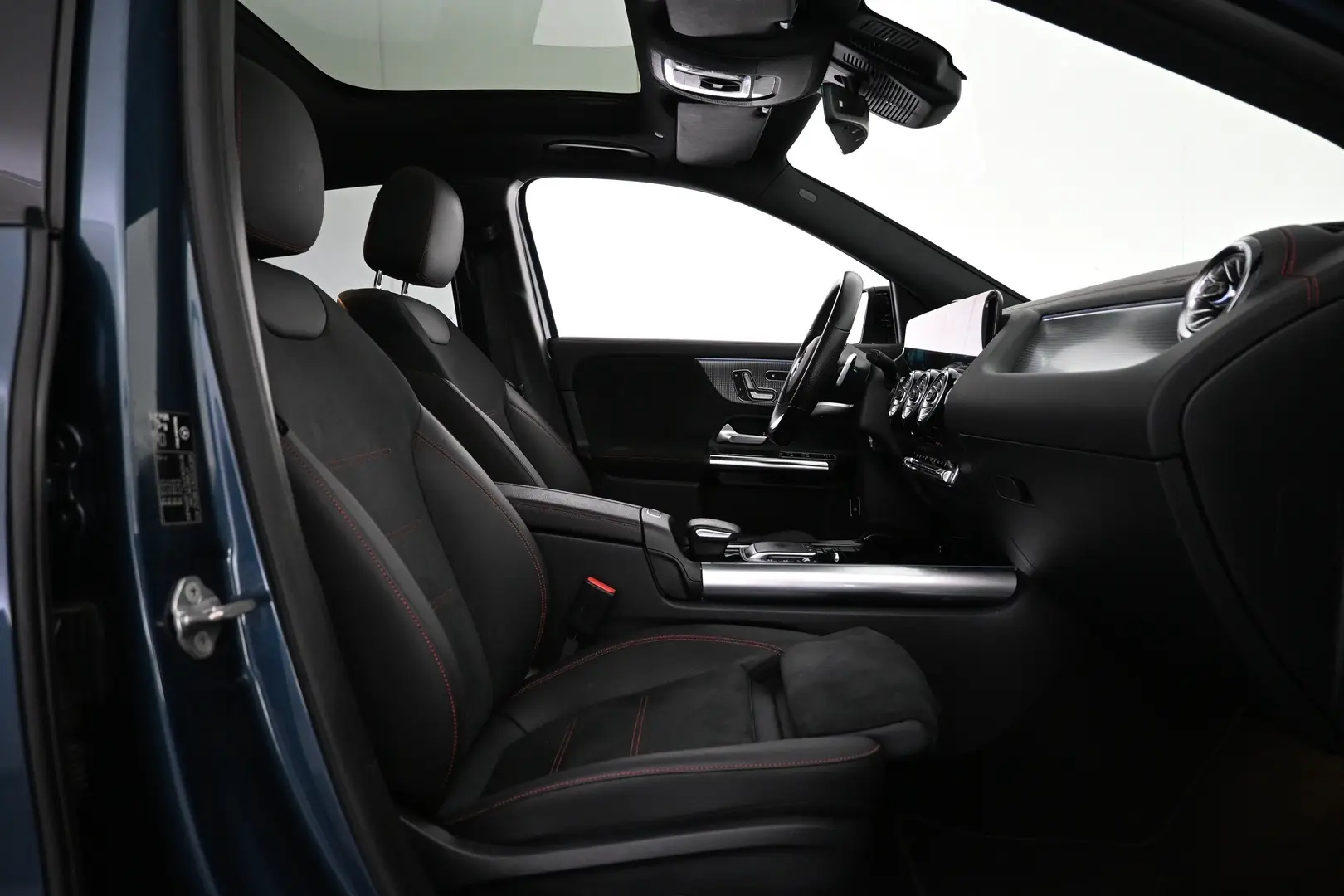 Car Image - 3Pdi0K29OHfY20BqxDw0bd