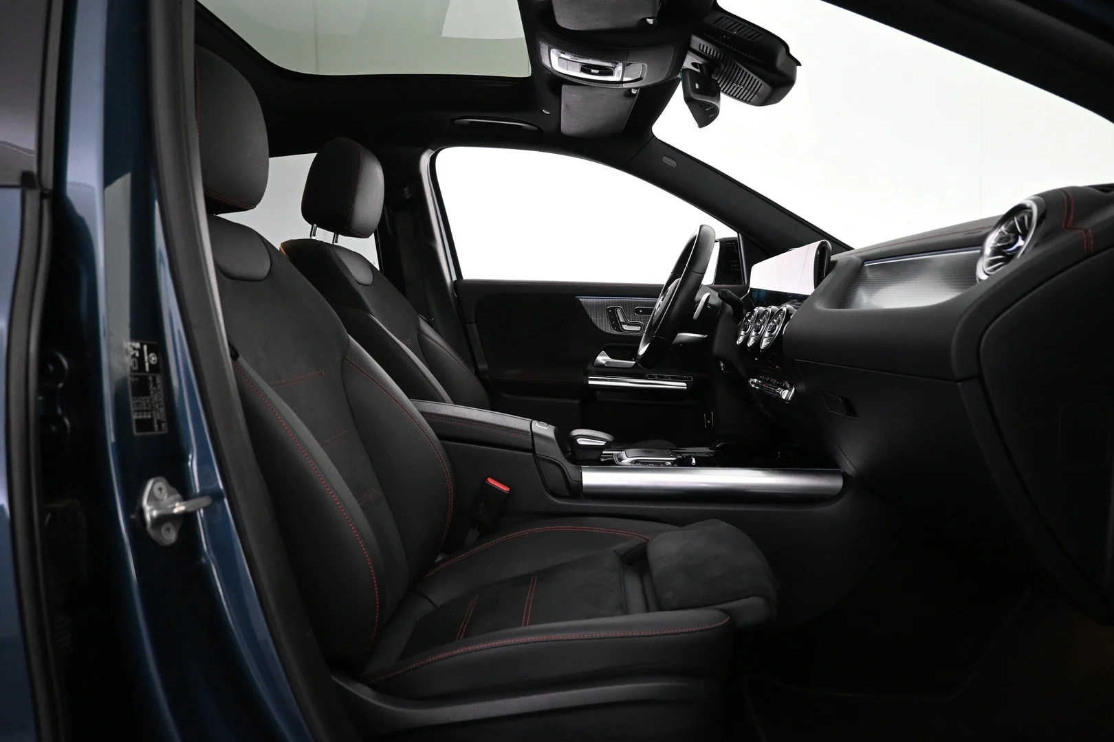 Car Image - 3Pdi0K29OHfY20BqxDw0bd