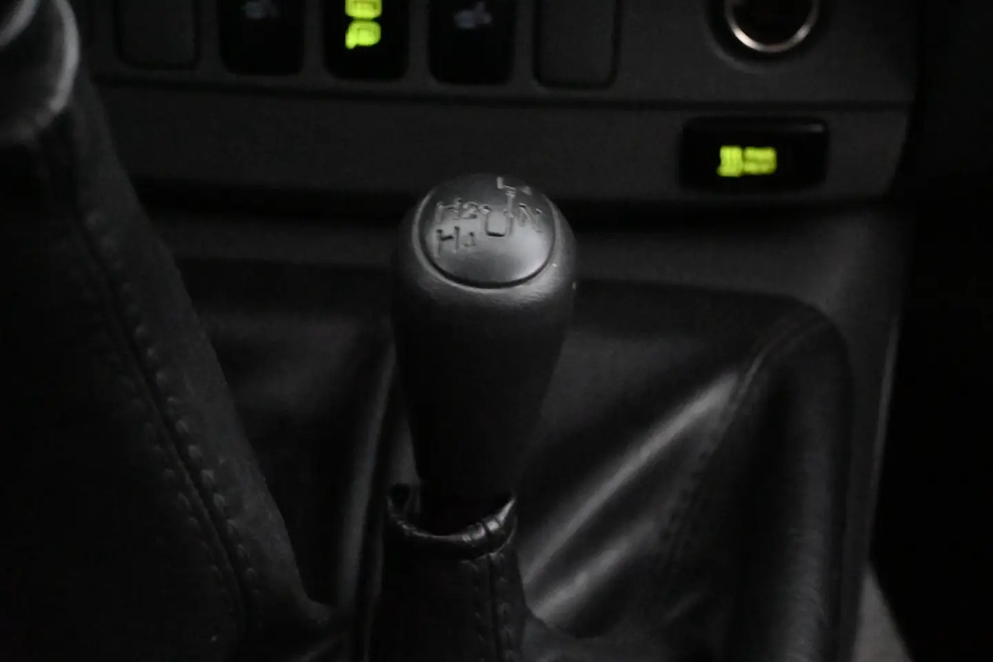 Car Image - 71NycIlHLgzzjBUWrx61h3