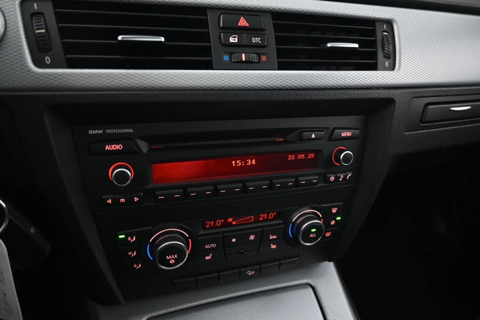 Car Image - 1iYP7cfEd8FWCTWdrMyzLu