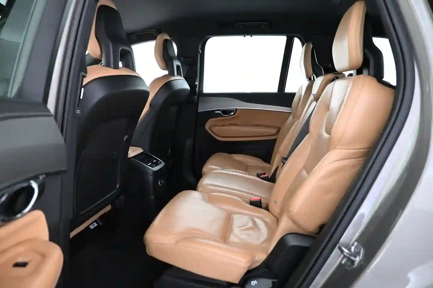 Car Image - MrbybAYN1C3dNCPtg45Rp