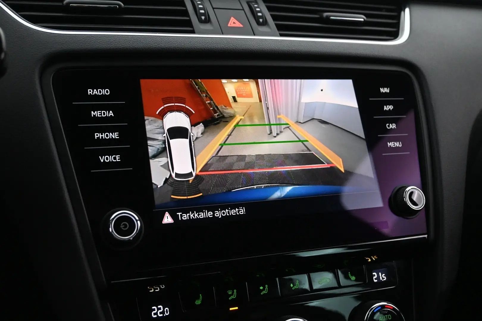 Car Image - 3NxC0Cp4jBBWg6wOfm2glD