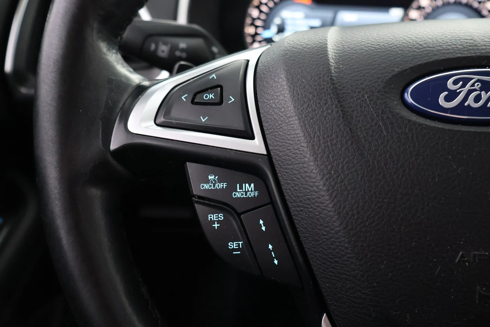 Car Image - 7DyZQlF23VlYnXG1WW6WCt