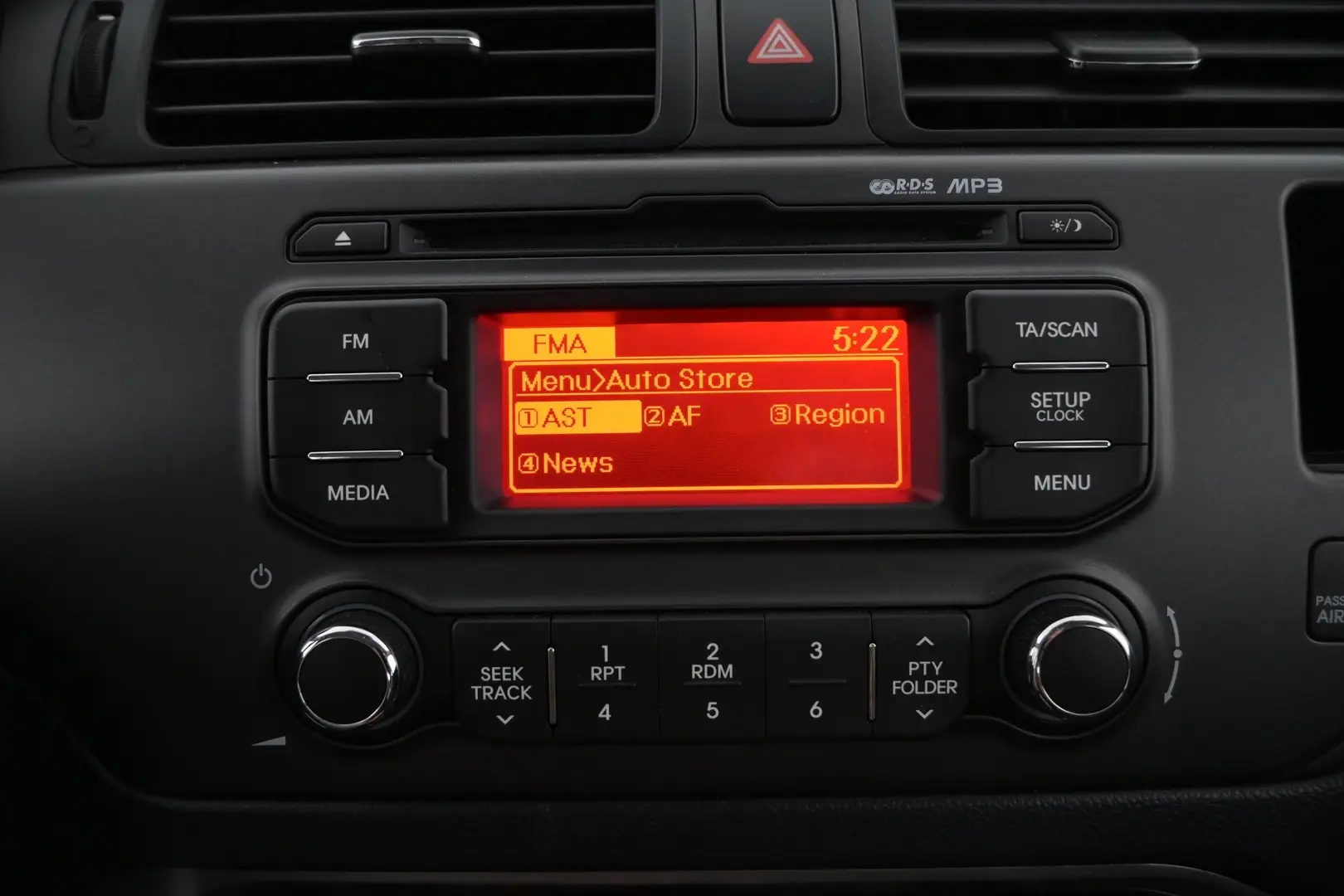 Car Image - 35g0GMF6aOTTnB8GZJlOus