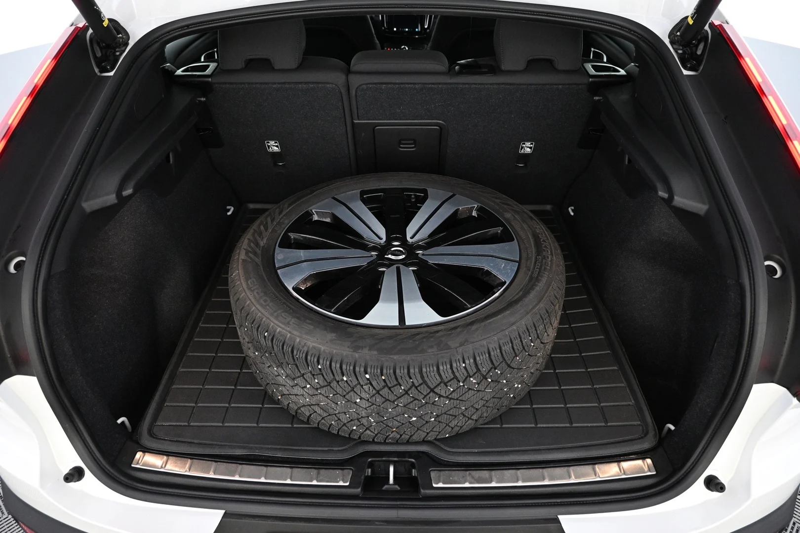 Car Image - 1UbVvjyLfVrYtRdajdoISI