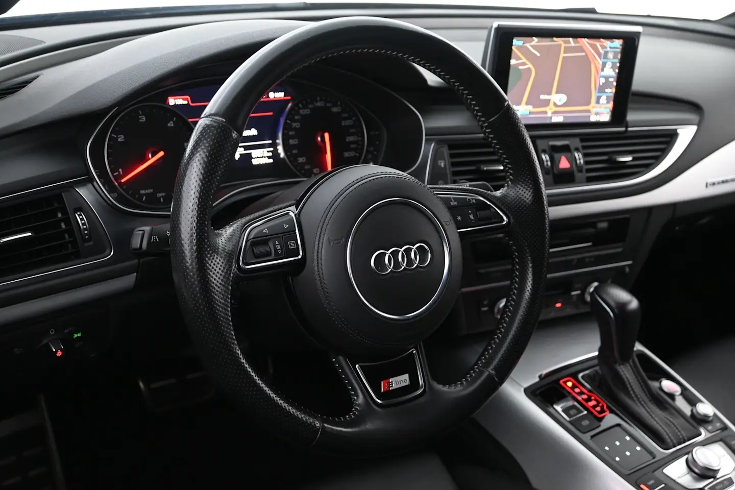 Car Image - 4vZA4TXxZTKUvXRzIKnhdy