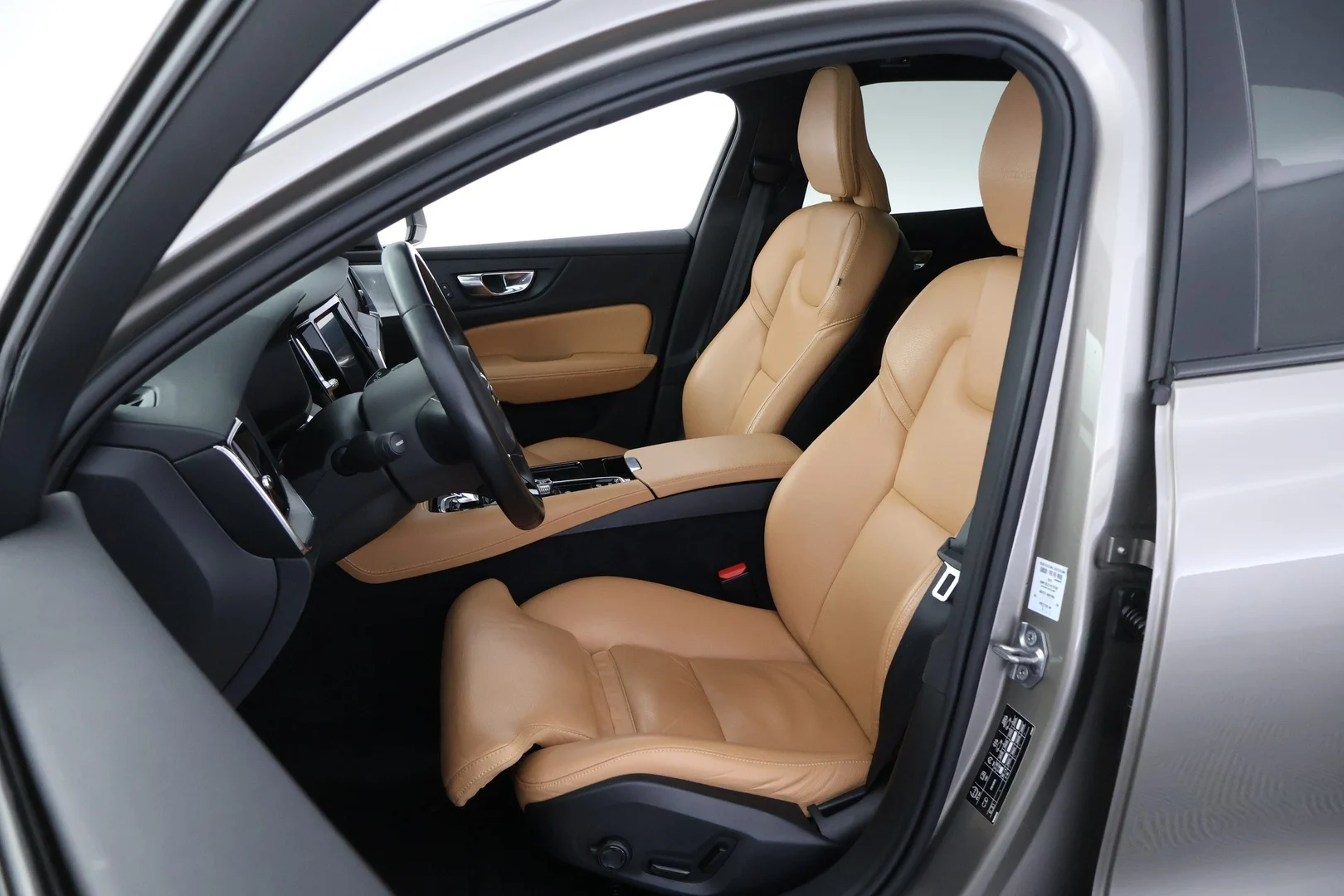 Car Image - 4iNT6MZbniRV0sRoLJpBFn