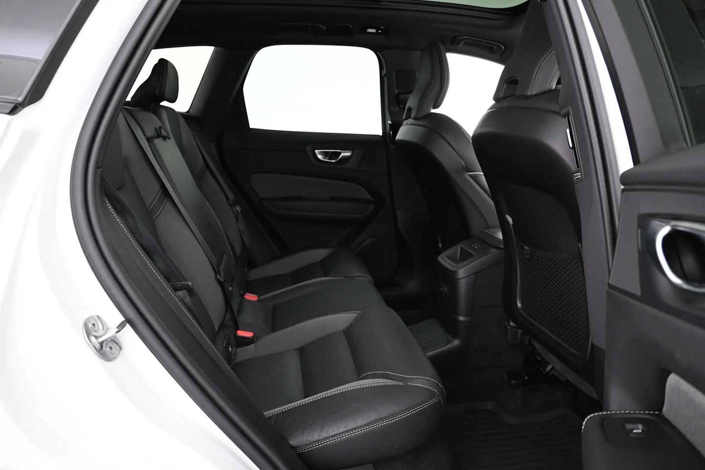 Car Image - 3F3bcpxmFnjolCL2mA46uL