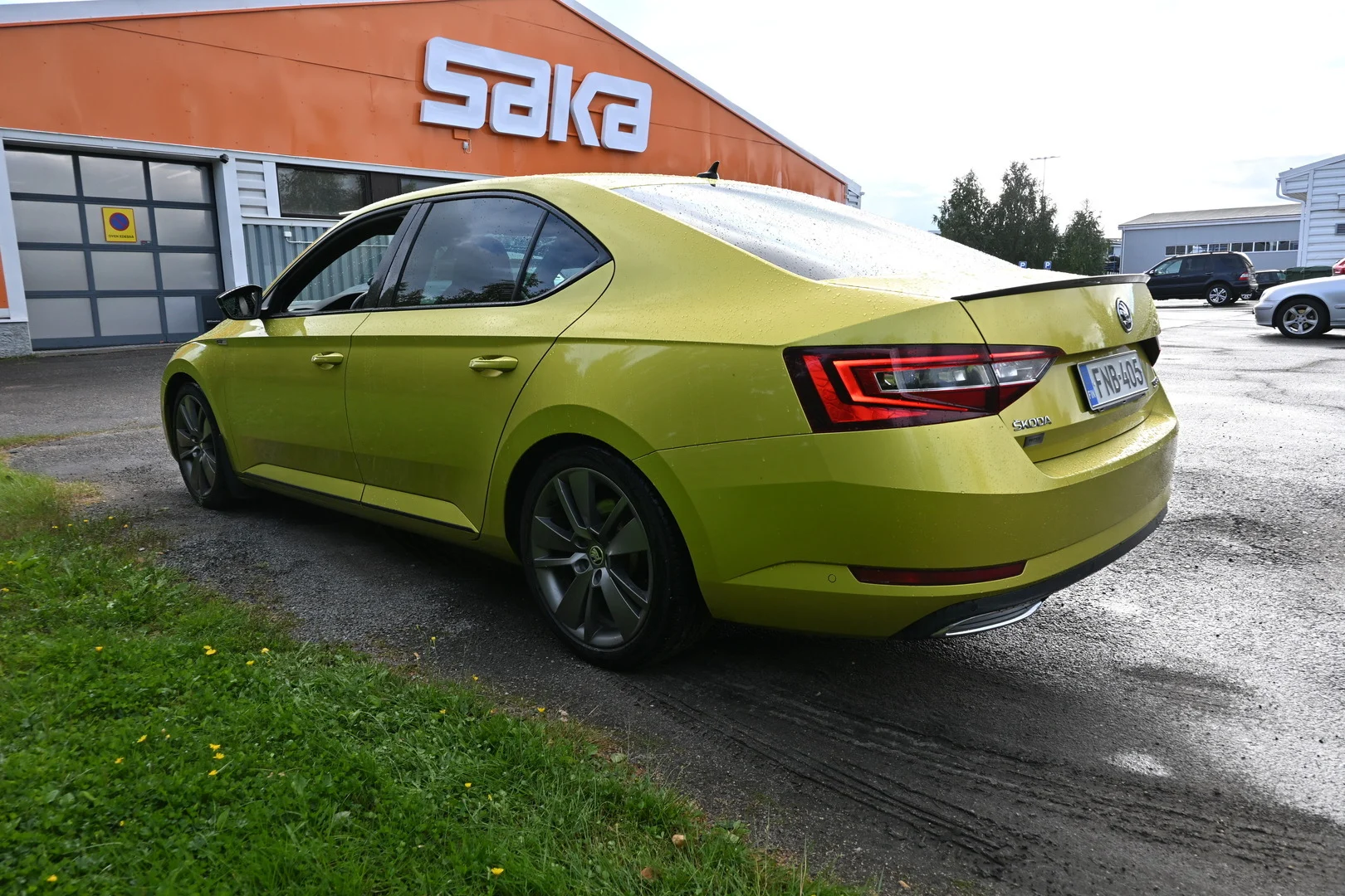 Car Image - 7h3yhLJrQbtcyubHcItx7m
