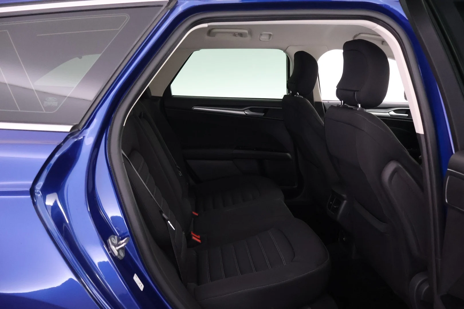 Car Image - 4ev4AzqfqHhWj8tVyoATfE