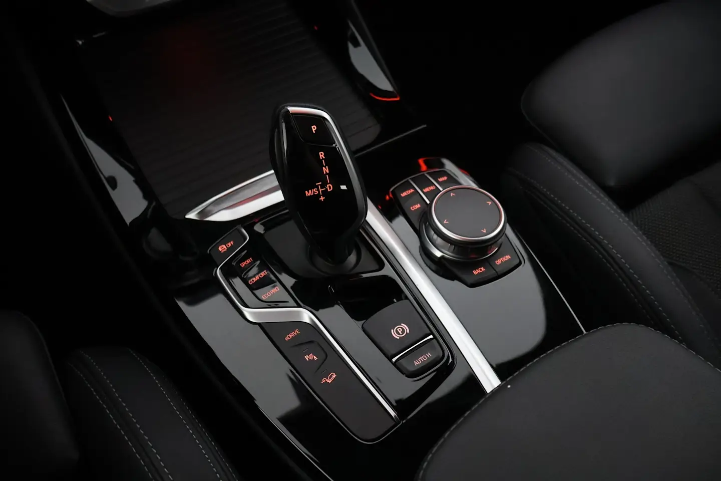 Car Image - 1CUQP2deuQpmYkqyS0Z39U