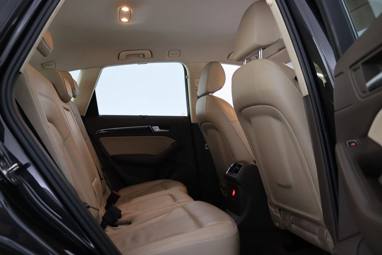 Car Image - 1ti7EGeaTqwwJhkEdC23jF