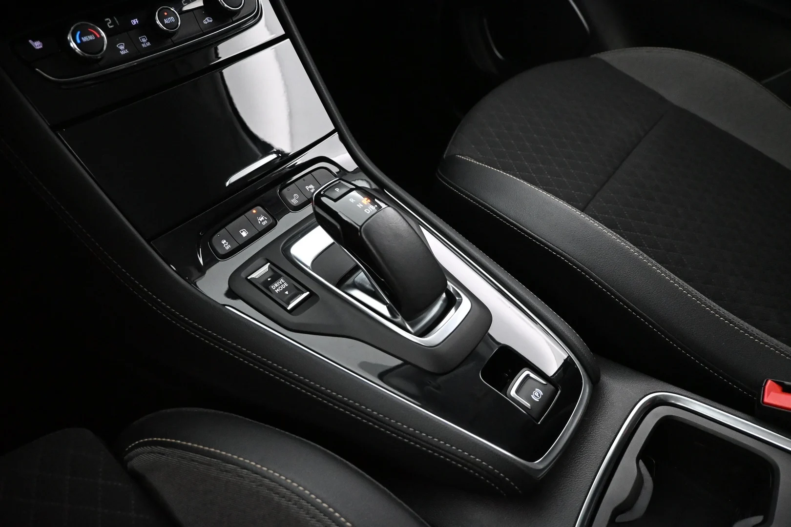 Car Image - 2MnCXXkg7JXwXN58kQZFuJ