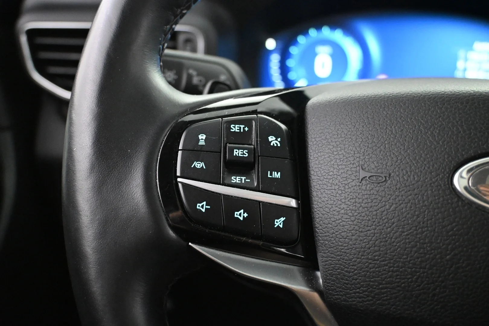 Car Image - 2CzhtYC7mjHMNw6c4Md3LH