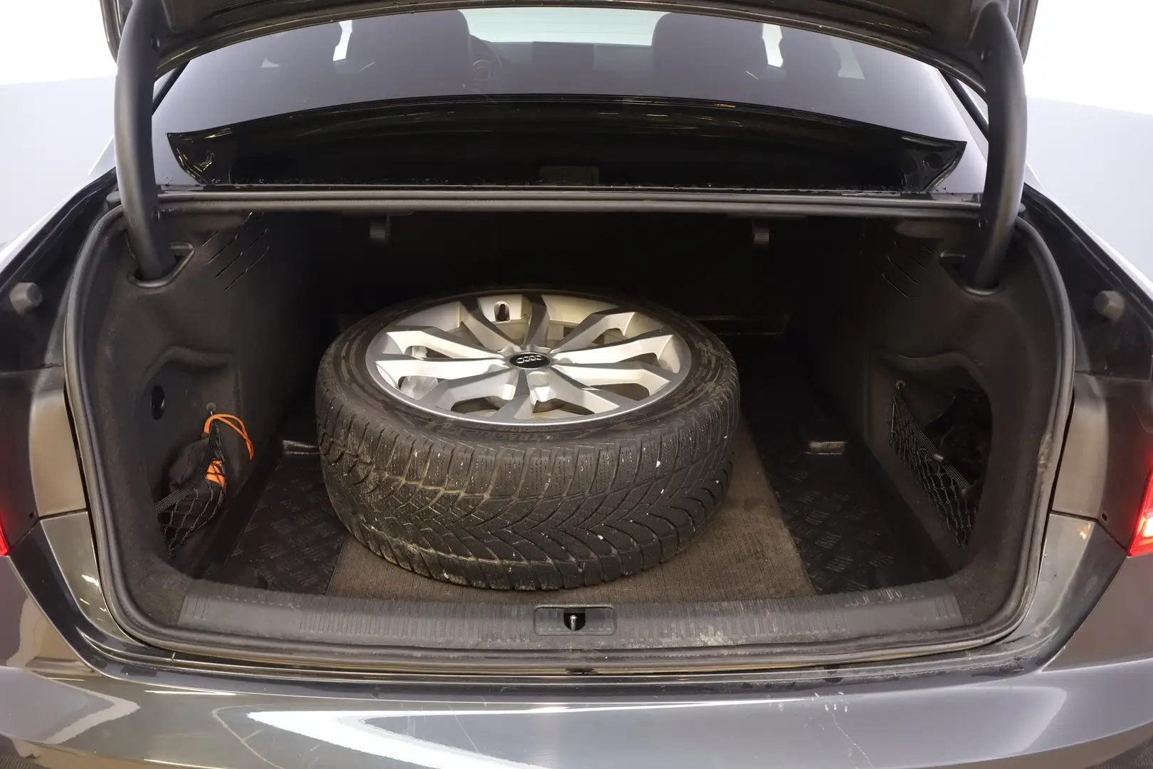 Car Image - tm977Jc8o3FB0ildjuctH