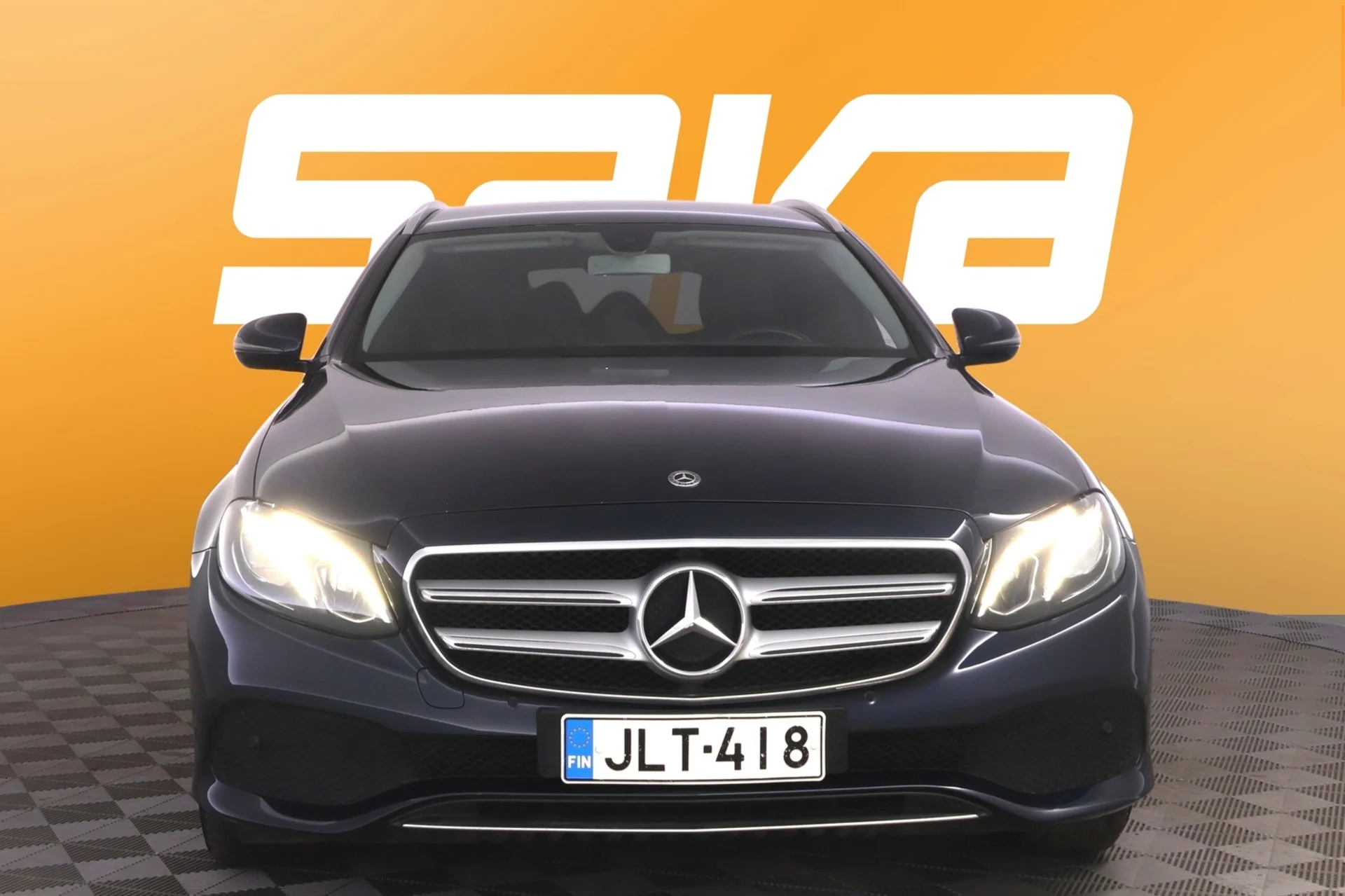 Car Image - 8L0874qgeRm7tTSjMMb4x