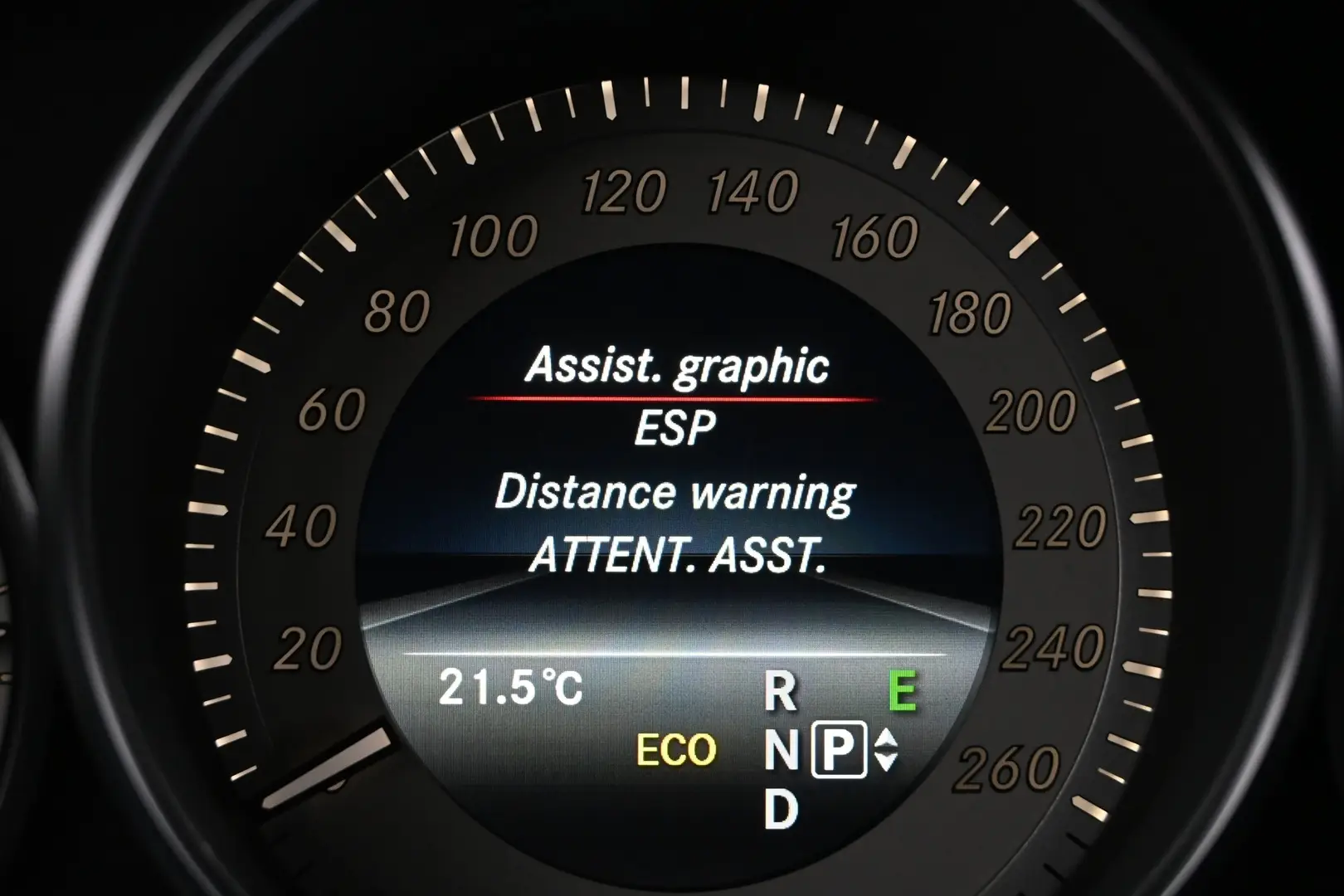 Car Image - 7f5pCwF9uInhlxrvSJ9yFF