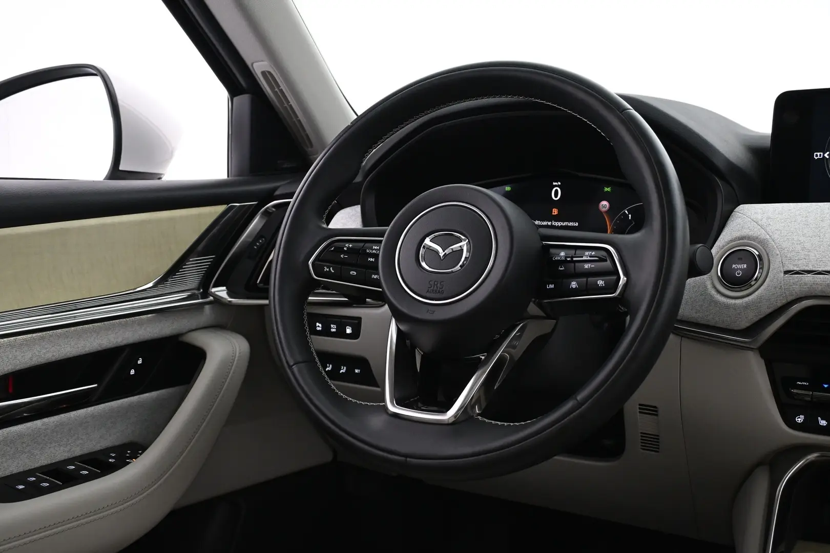 Car Image - undhtycCcdVDyB3YbJDr5