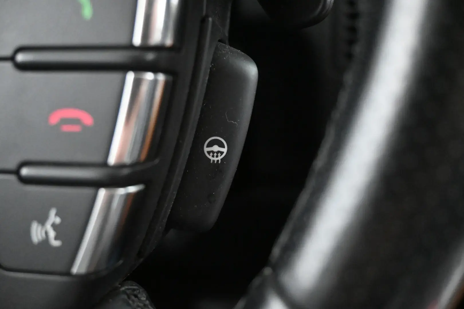 Car Image - 2YXGgZp4PONcliVkRJ4Sc3