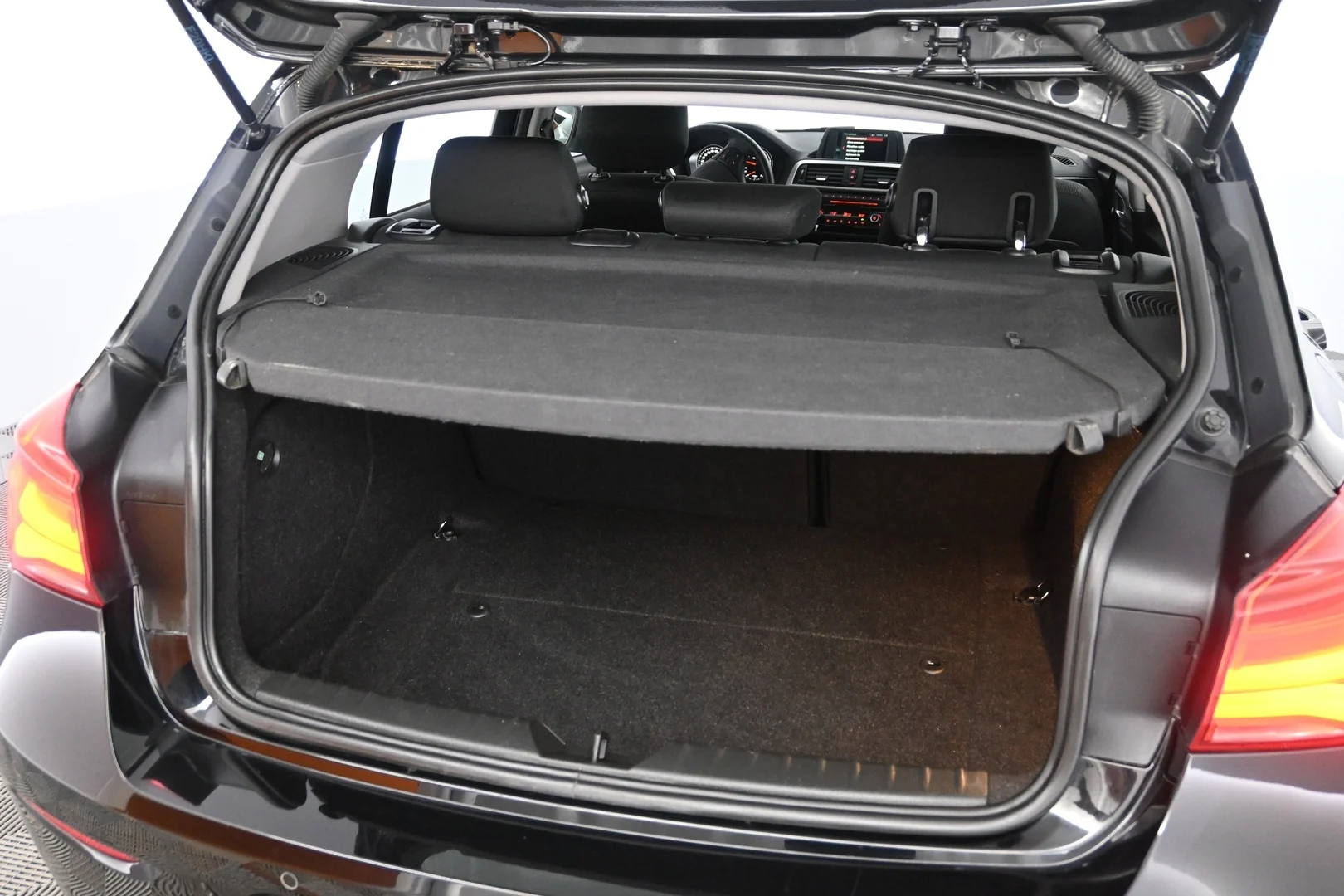 Car Image - 6k2qFiZVj7rRF9ECOcV9X3