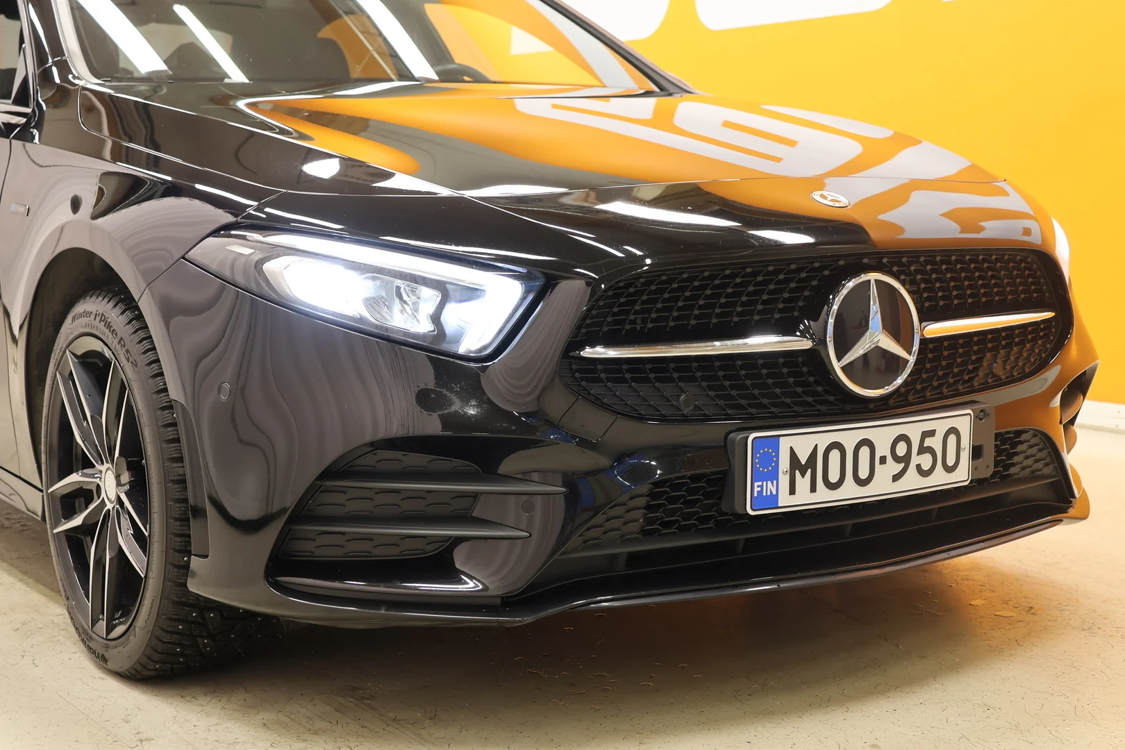 Car Image - 6DFmpXP7cp23h9xScJWxcK