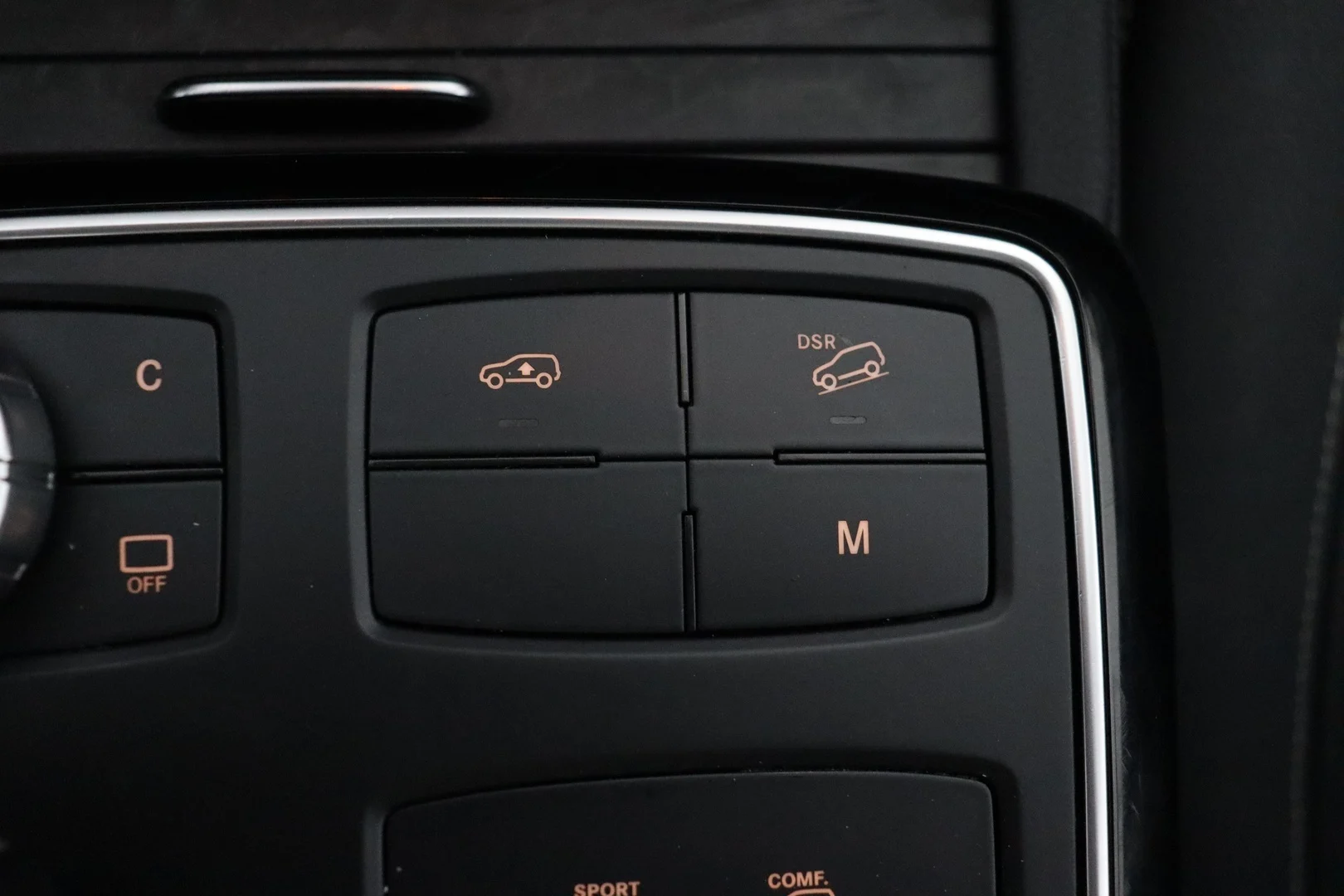 Car Image - 7J7RxJ7OjLLZJ6UFauJK1y