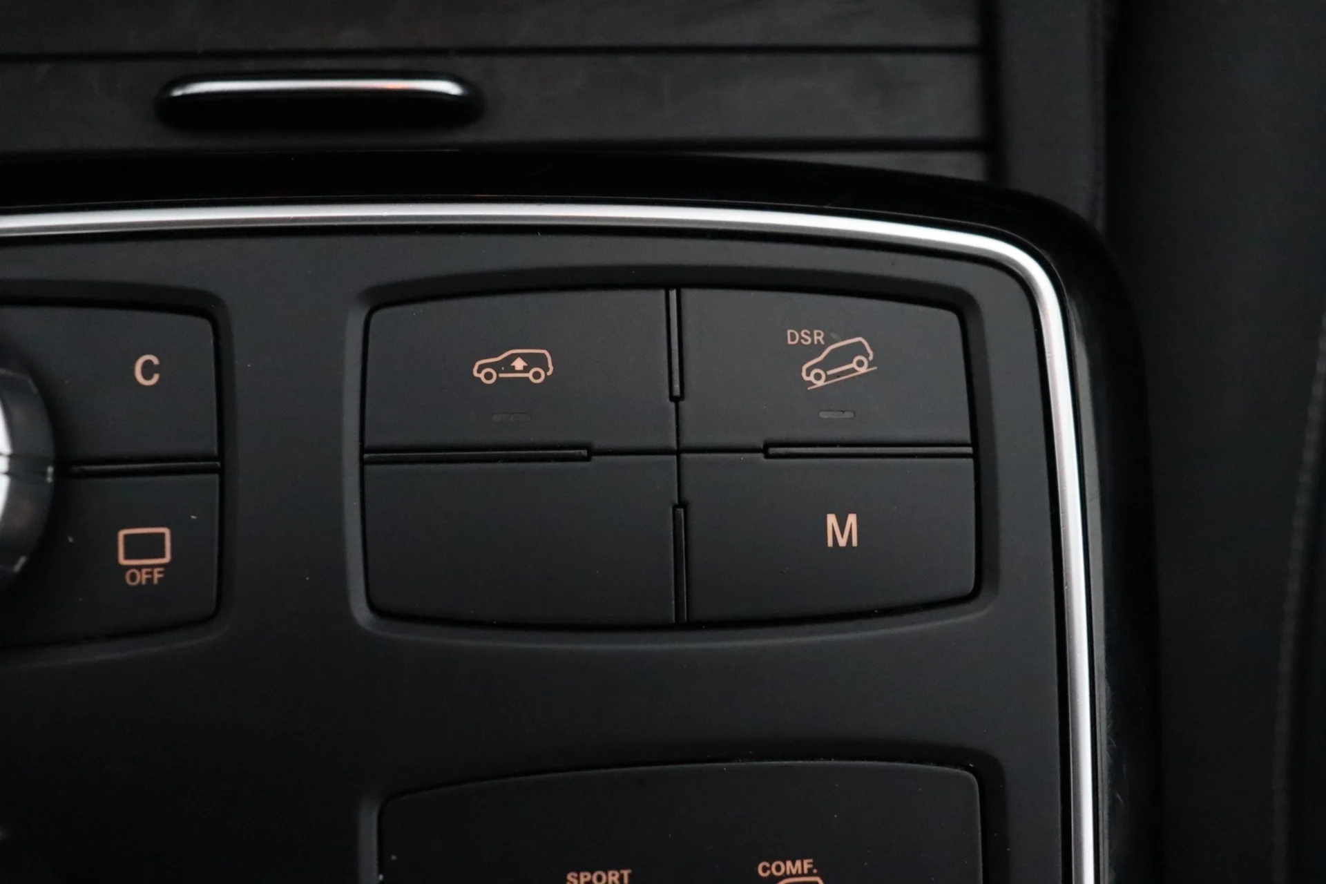 Car Image - 7J7RxJ7OjLLZJ6UFauJK1y