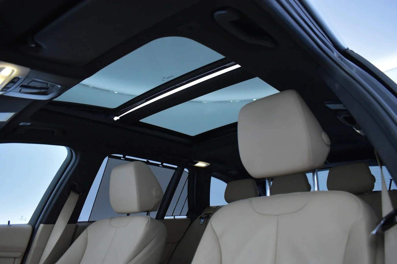 Car Image - 6ZdzVTsRxfkqzrURMAE1I2