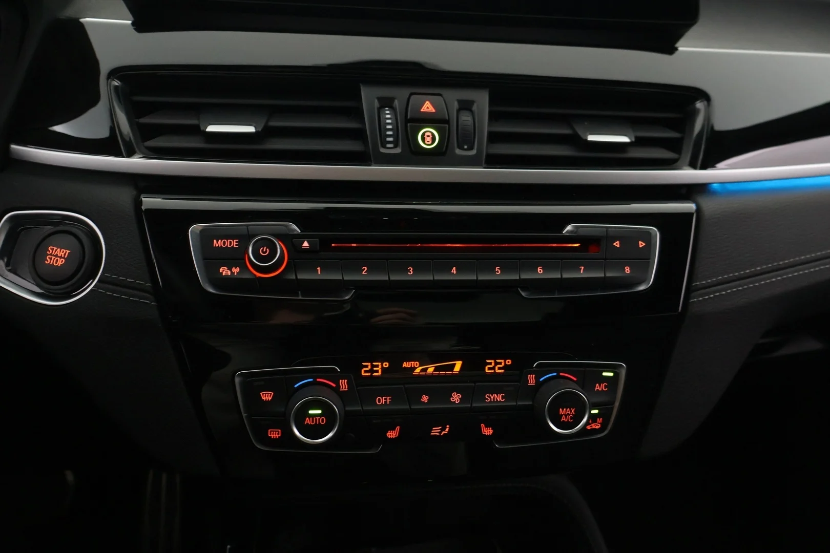 Car Image - 1v35O8j8XNIqpy3MDoNd6E