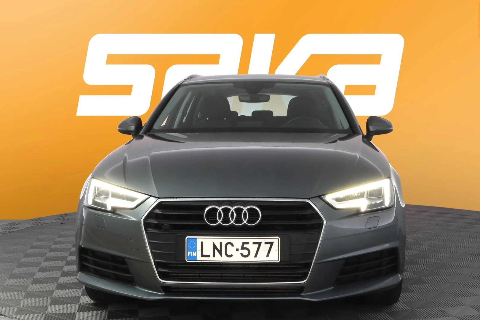 Car Image - AMRO3LDriiJpxgAlJ9ZHt
