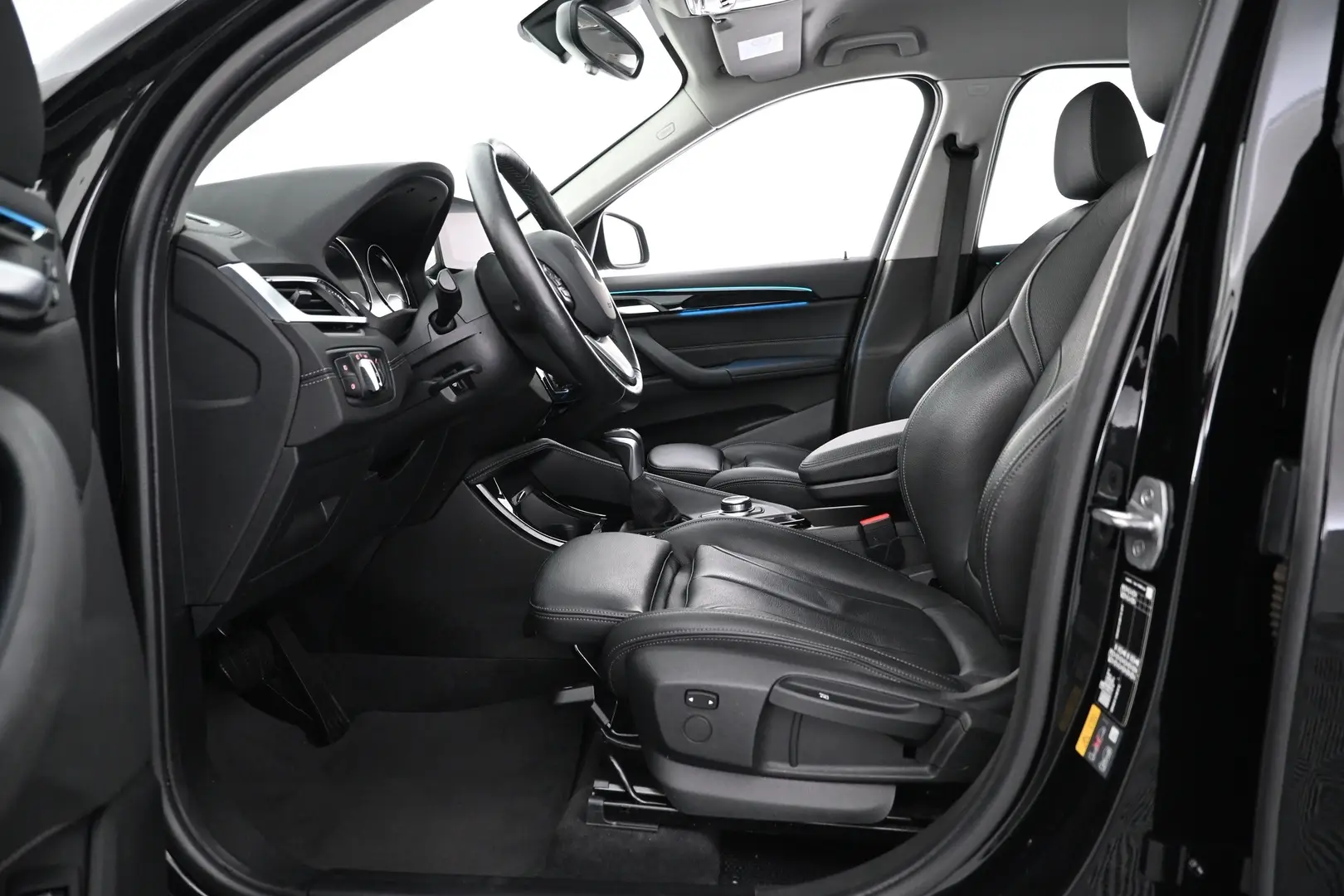 Car Image - 4k1OYvvpMnaJQWAcWGFxA4